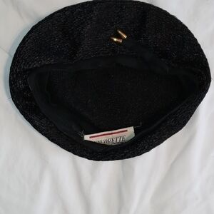 Favorette womens hat